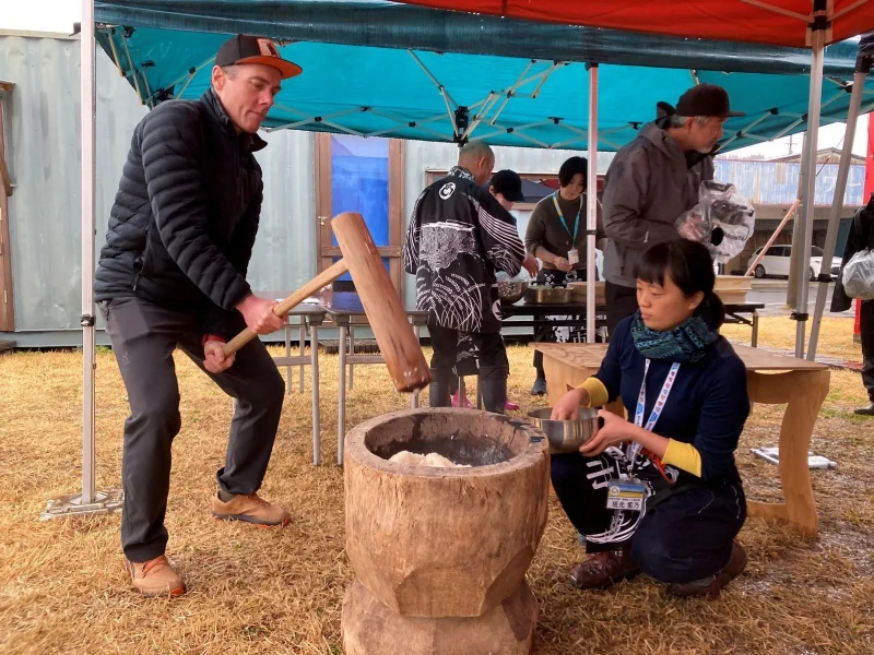 Kagoshima'da Mevsimlik Tarım ve Isa Pirinç Burger Deneyimi