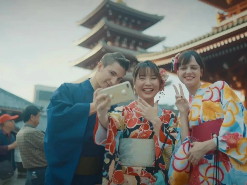 Asakusa Tarihi Gezisi ve Matcha Atölyesi