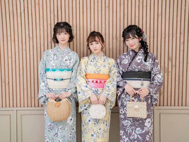 VASARA ile Fukuoka Tenjin Nishidori'de Kimono Kiralama