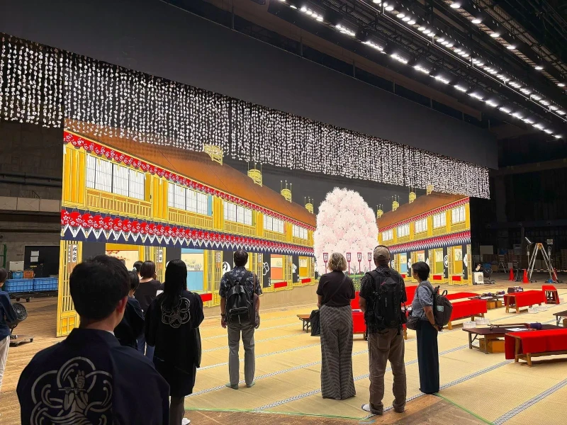 Kapalı Ulusal Tiyatroda Geleneksel Japon Kültürü ve 1. Sınıf Kabuki Gösterisi