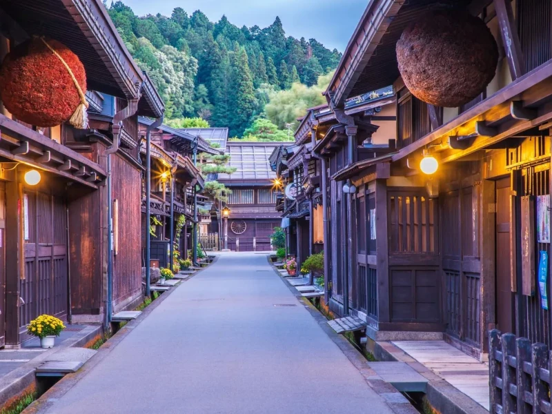 Tokyo'dan Şirakawa-go ve Takayama 2 Günlük Kültür & Kaplıca Turu