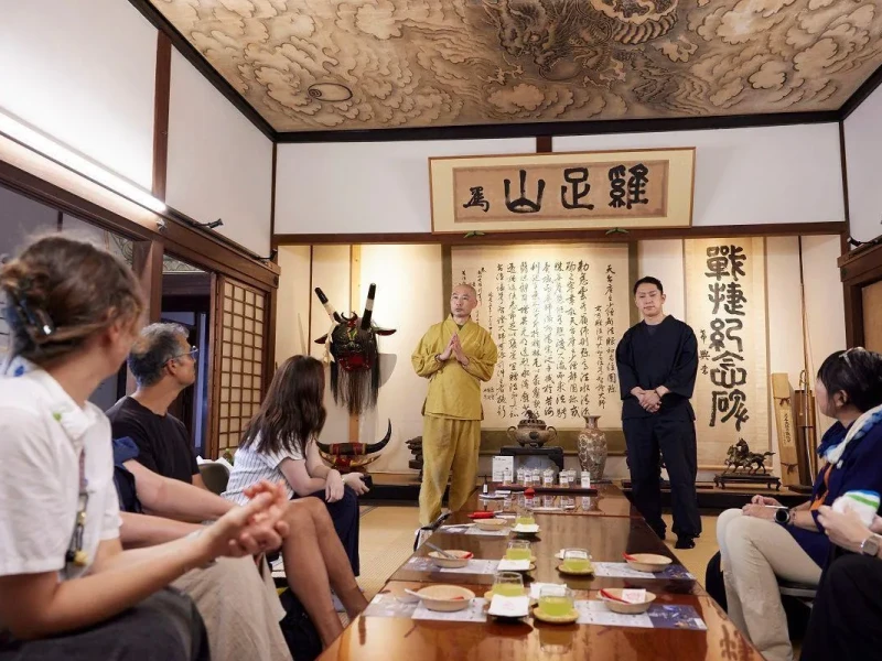 Konzouji Tapınağında Japon Kokulu Keselik Yapımı Deneyimi