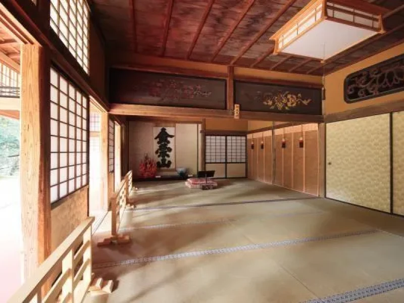 Kanazawa'da Özel İzinli Ulusal Kültür Mirası ve Hat Sanatı Deneyimi