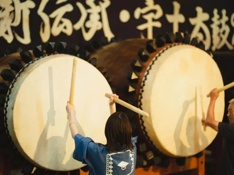 Kumamoto'da Kyushu'nun Kalbini Keşif: Uto Taiko Davulları, Taze Meyveler ve Altın Günbatımı