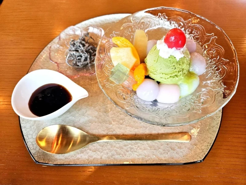 Tokyo'da Oiran ve Geisha ile Matcha Seremonisi