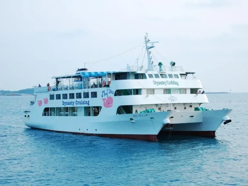 Moby Dick ile Okinawa Günbatımı Akşam Yemeği Turu