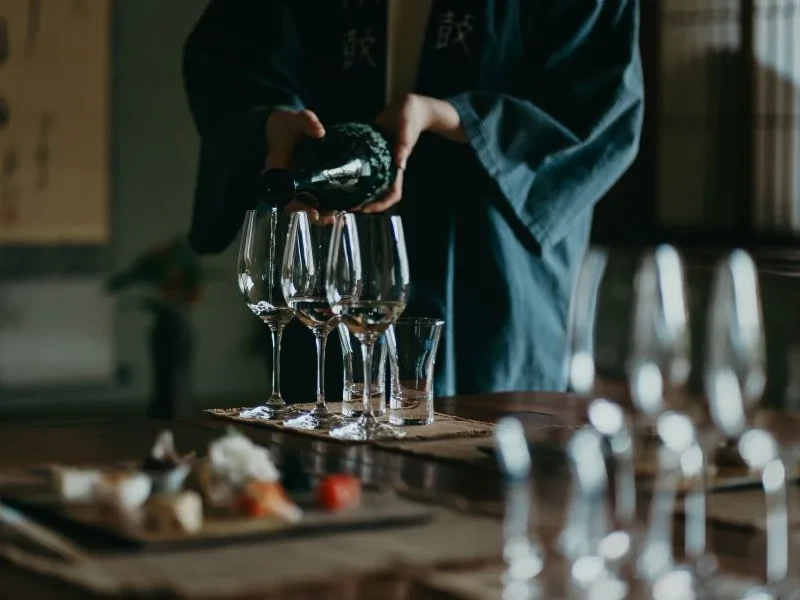 Nishiyama Brewery: Edebiyat İkonları ile Bağlantılı Sake Fabrikası Turu ve Tadım