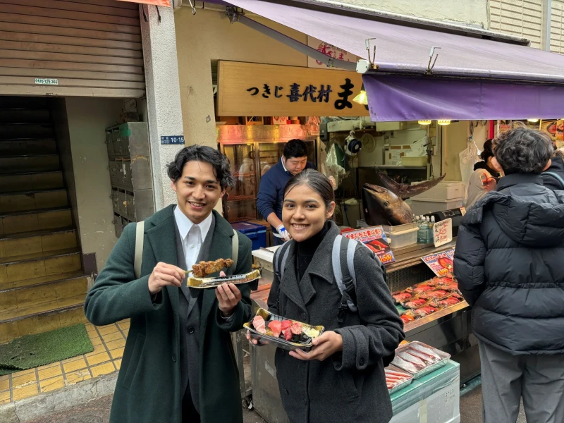 Tokyo: Tsukiji Balık Pazarı'nda Sokak Lezzetleri Macerası