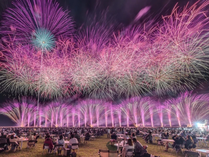 【Garantili kalkış】2026 Oarai Denizcilik Havai Fişek Festivali Servisi | Dalga, Ses ve Işıkların Büyüleyici Gösterisi Günlük Turu