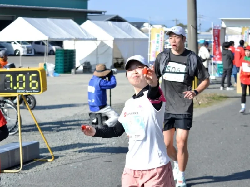 27 Şubat Hareketi Sadece: Kumamoto 2027 Tamana Çilek Maratonu ve Japonya'nın En Büyük Çan Bereketi için 2 Günlük Otobüs Turu