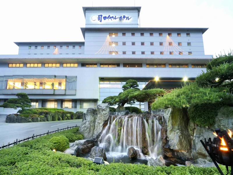 Kumamoto: "Tamana Onsen"da Bijin no yu ile Araç Kiralama Konaklaması
